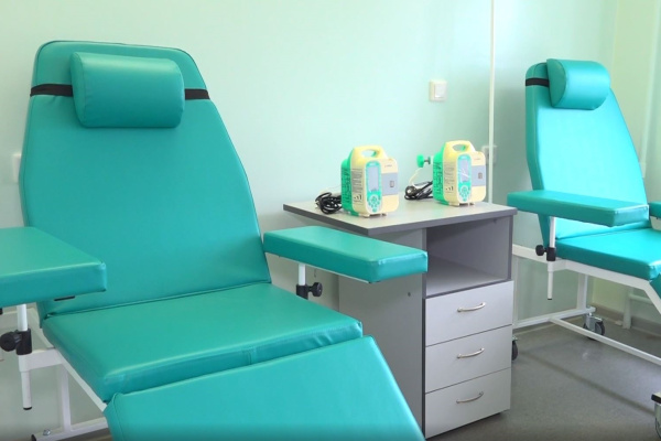 Онкологическое отделение обнинской больницы получило в подарок новое оборудование ("НИКА-ТВ")